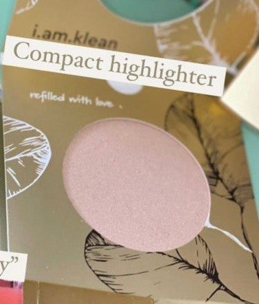 Gorgeous compact highlighter- IAK